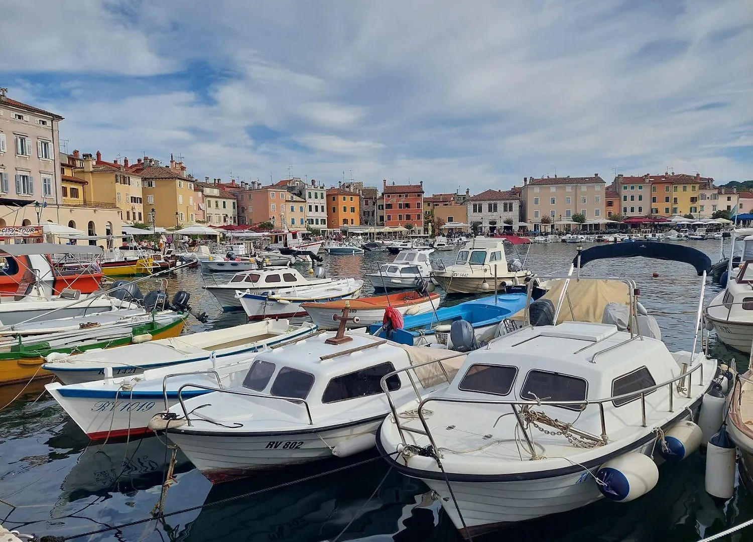 Charmantes Apartment Nur 700 Meter Zum Strand Mit Terrasse Und Balkon Rovinj